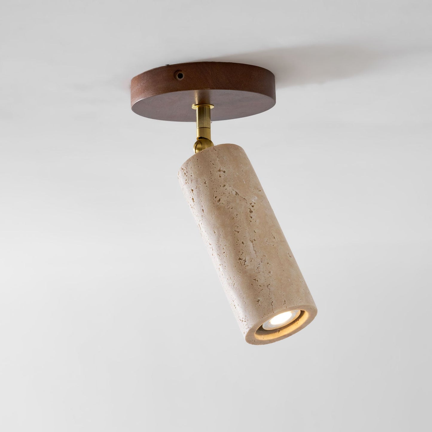 Solis Stone Spotlight
