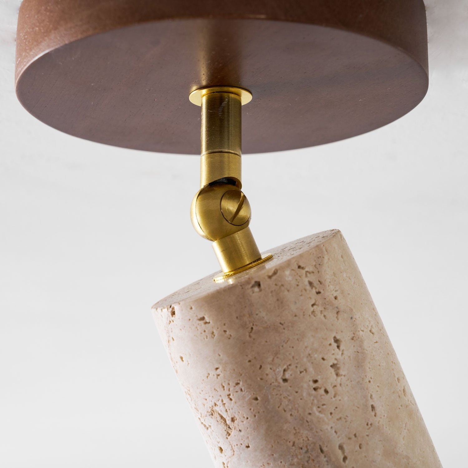 Solis Stone Spotlight