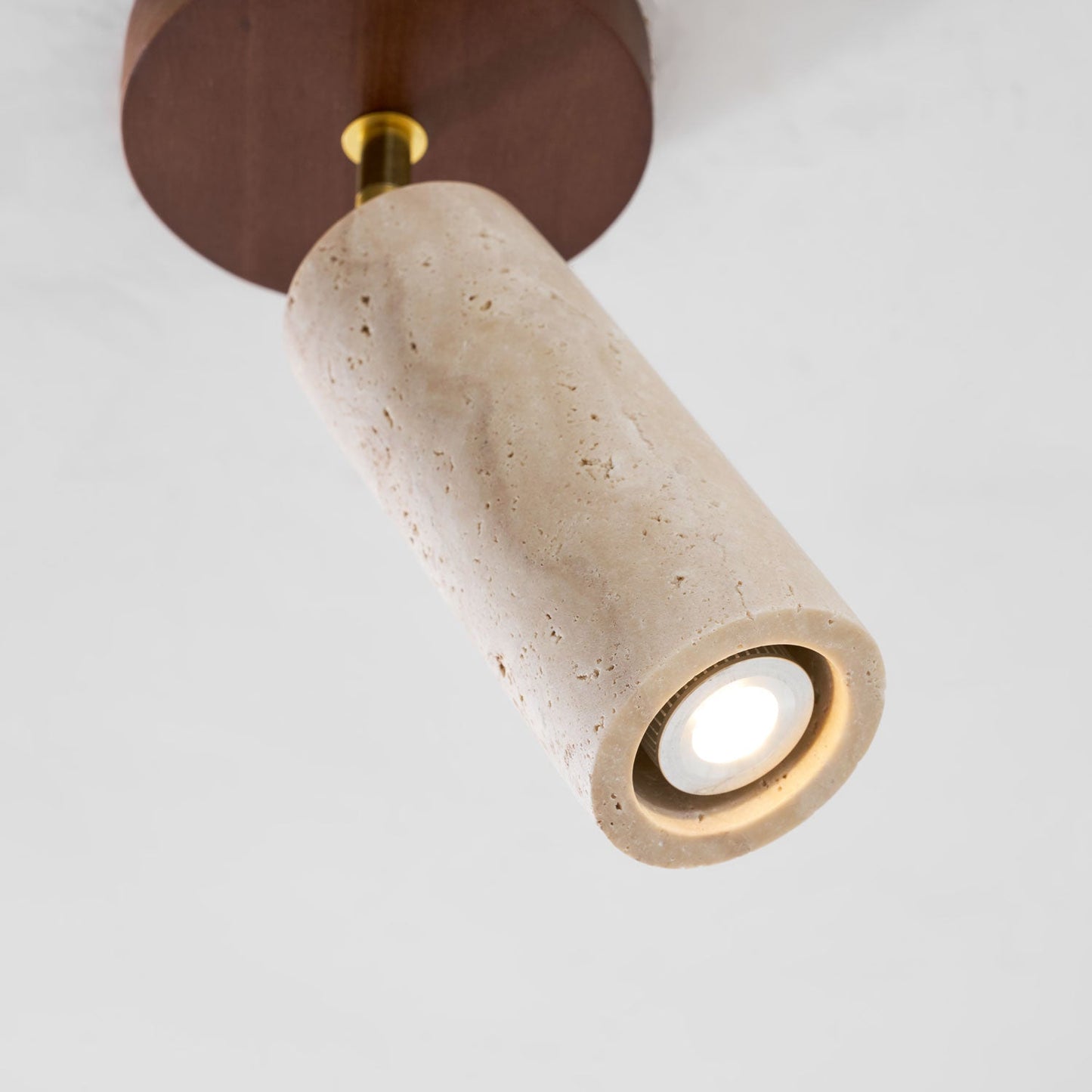 Solis Stone Spotlight