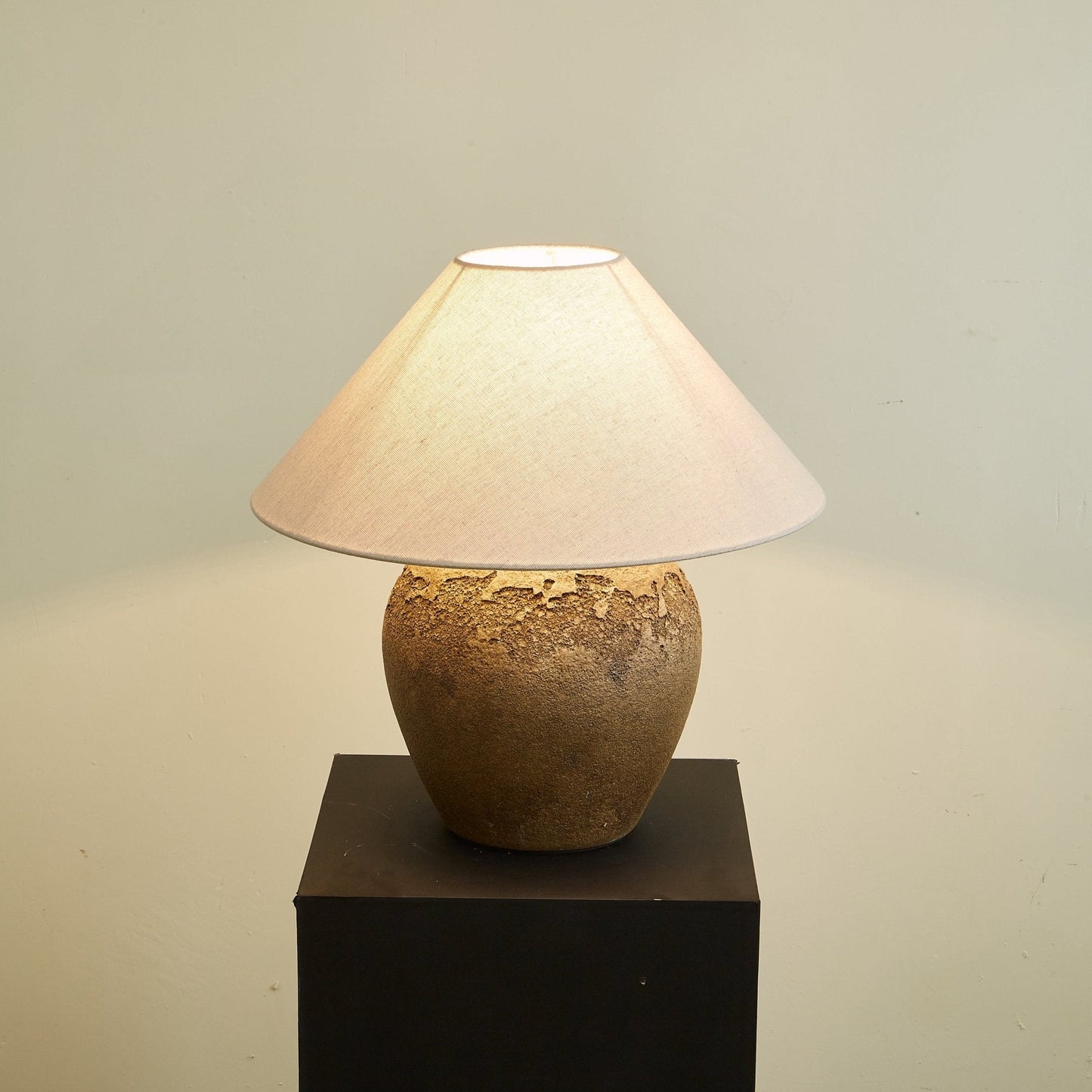 Stoneveil Table Lamp