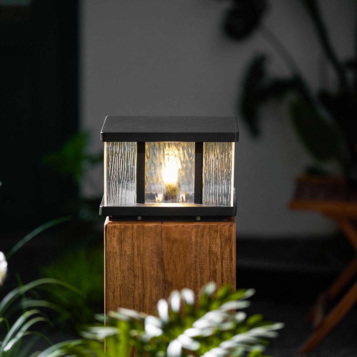 Stratos Square Outdoor Light