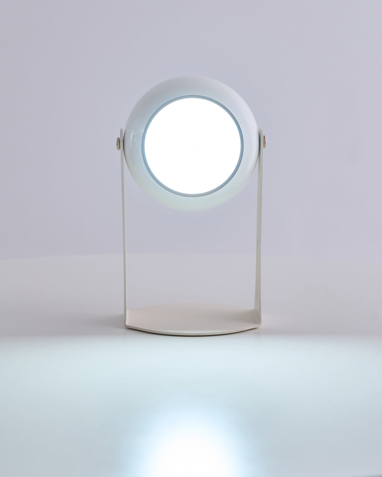 Svejk Table Lamp (Built-in Battery)