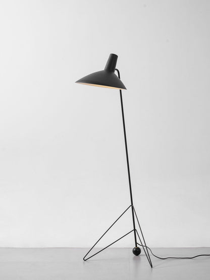 Svelte Noir Floor Lamp