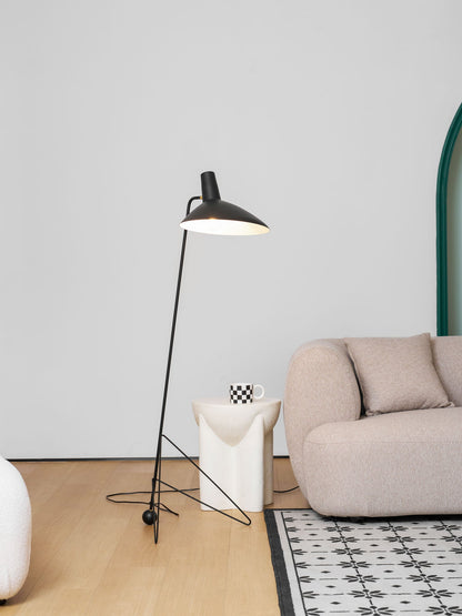 Svelte Noir Floor Lamp