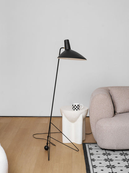 Svelte Noir Floor Lamp