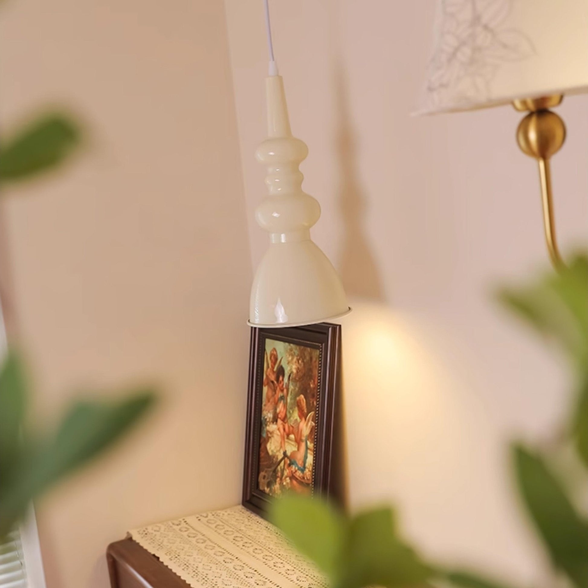 Svelte Noir Pendant Light