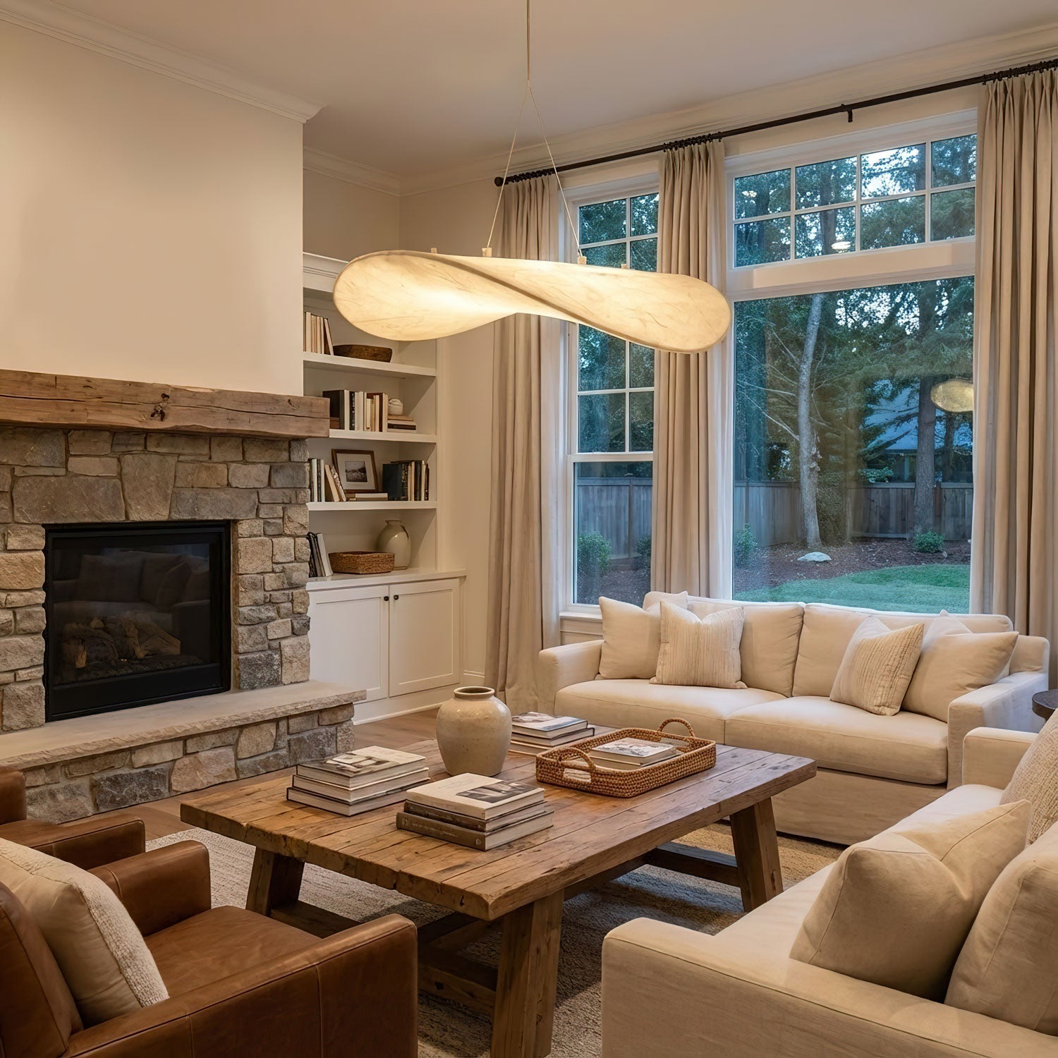 Tense Pendant Light