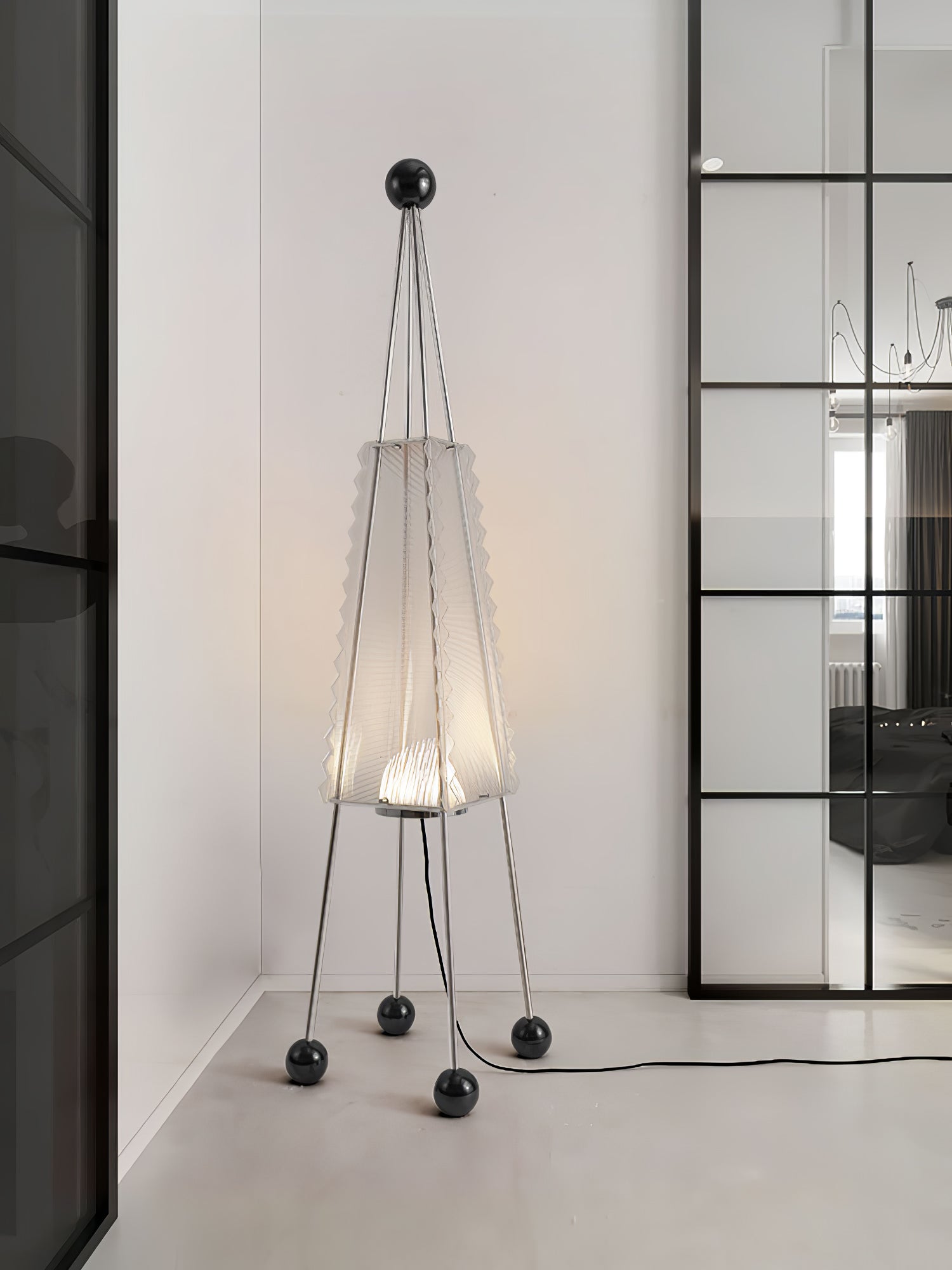 Obelisk Mesh Floor Lamp