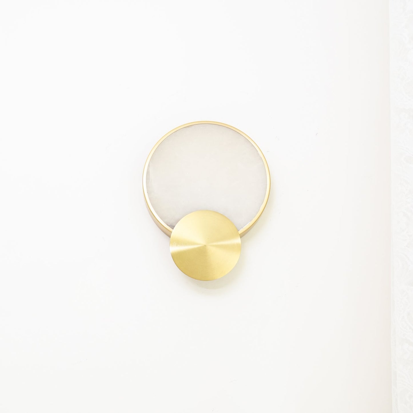 Terra Svet Alabaster Wall Lamp