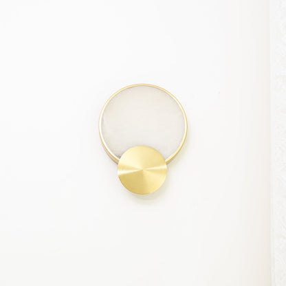 Terra Svet Alabaster Wall Lamp