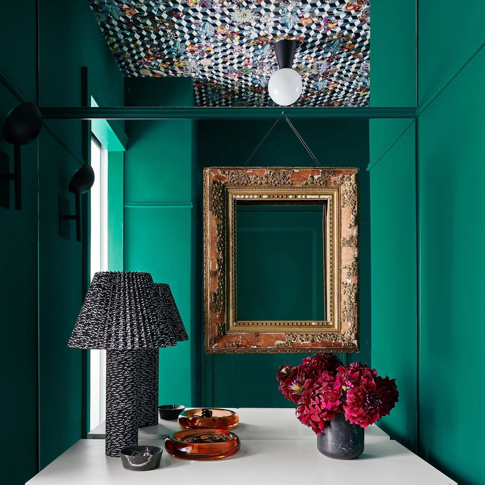 Trilo Globe Ceiling Light
