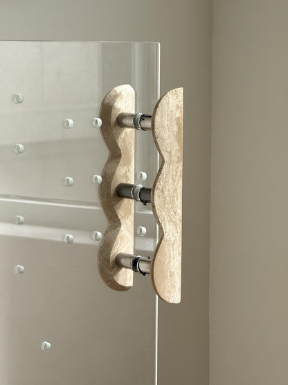 Twin-Curve Pull Handle