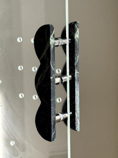Twin-Curve Pull Handle