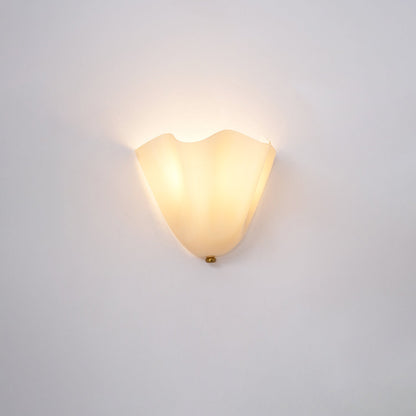 Petalia Wall Light