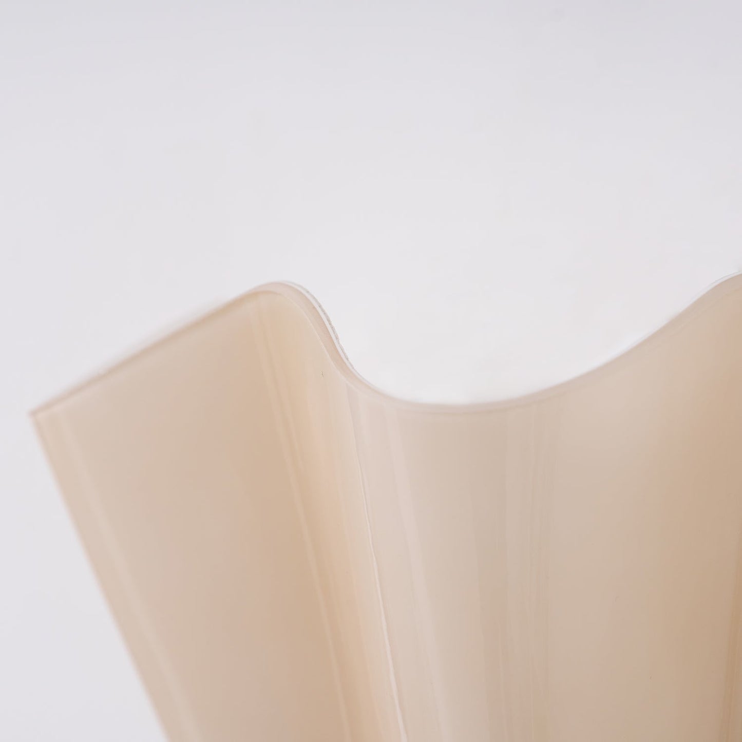 Petalia Wall Light