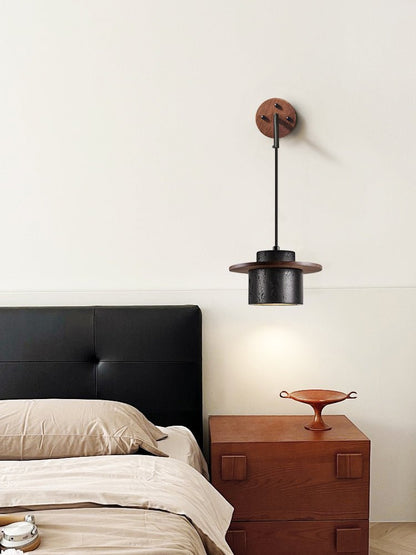 Vulna Wall Light