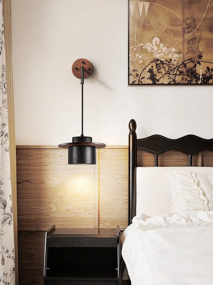 Vulna Wall Light