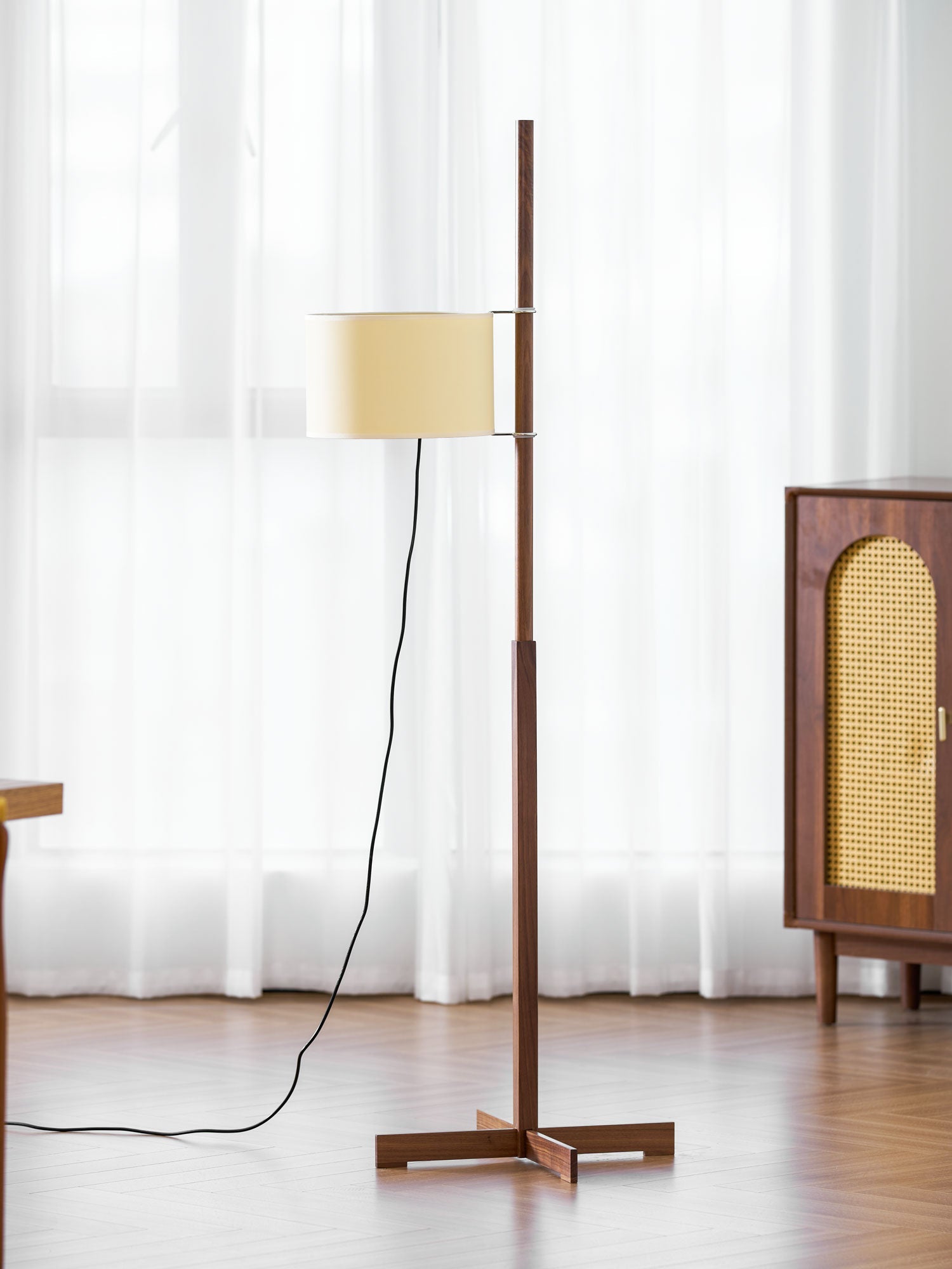 Wood Tmm Floor Lamp