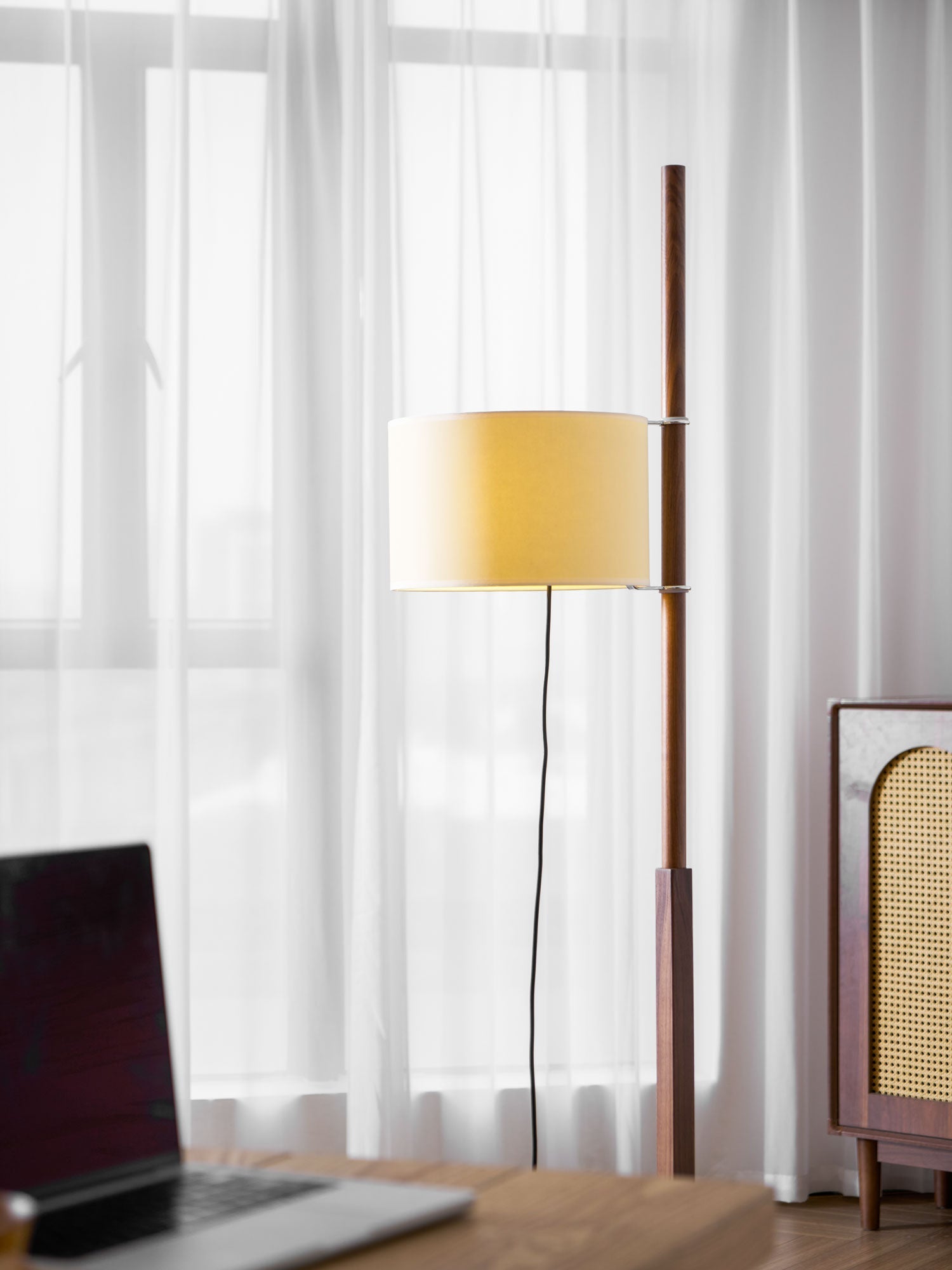 Wood Tmm Floor Lamp