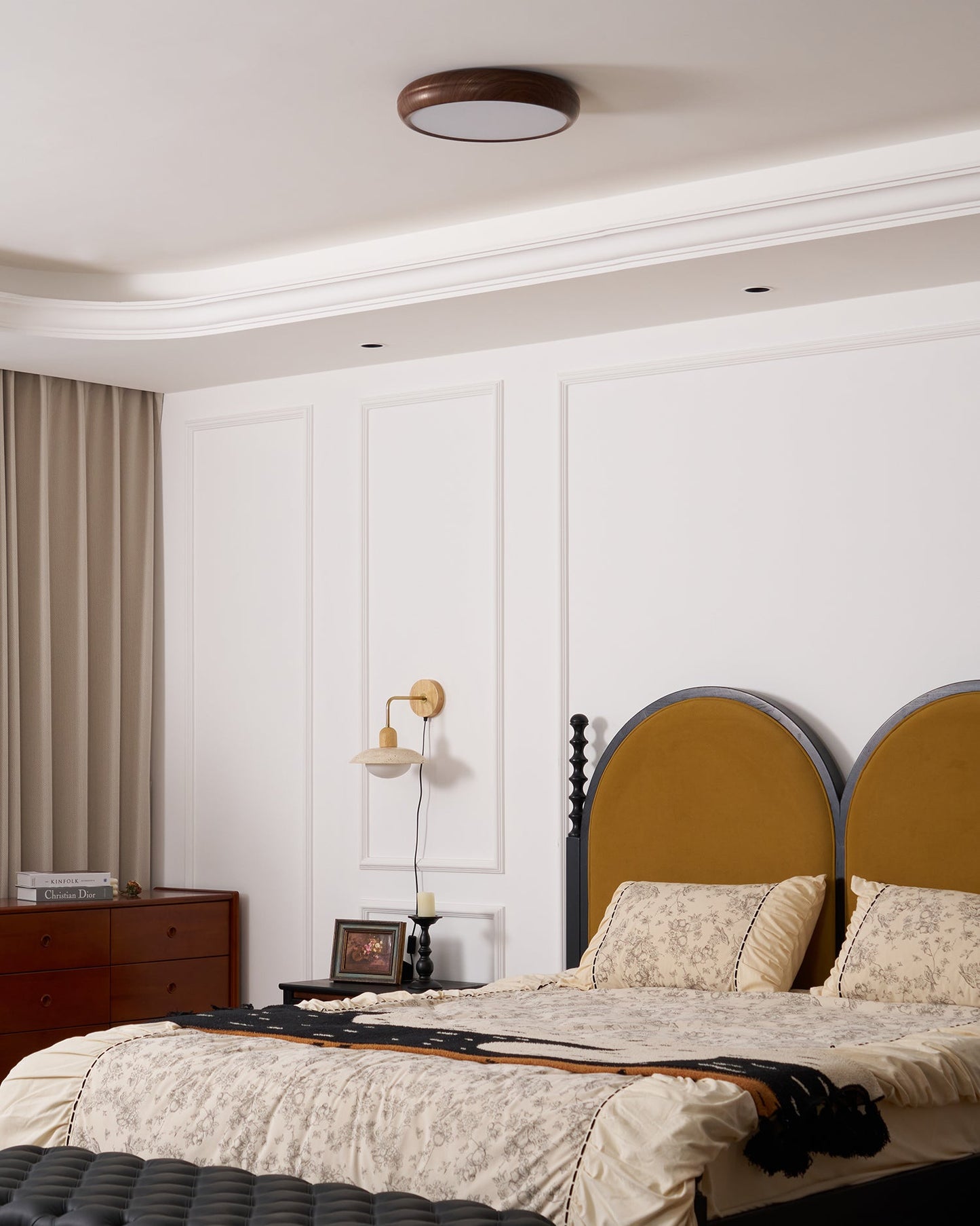 Wood Grain Round Ceiling Lamp