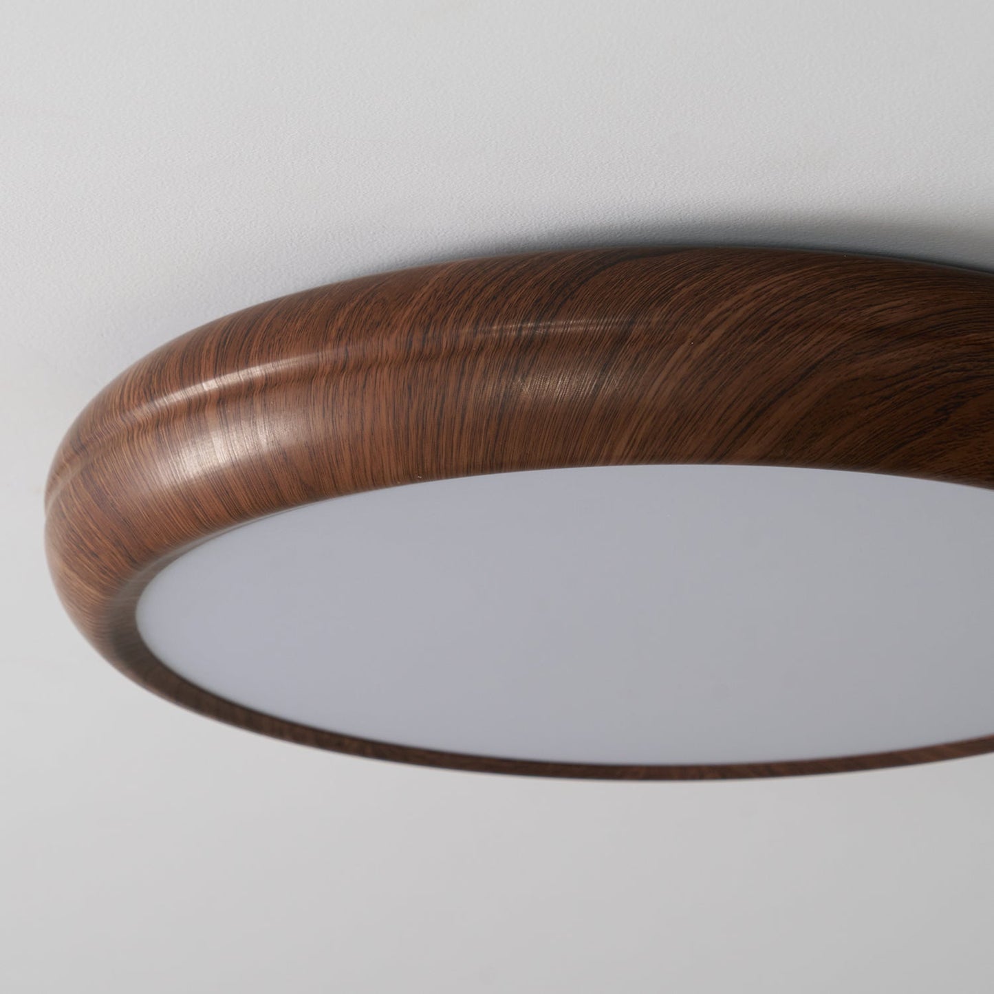 Wood Grain Round Ceiling Lamp