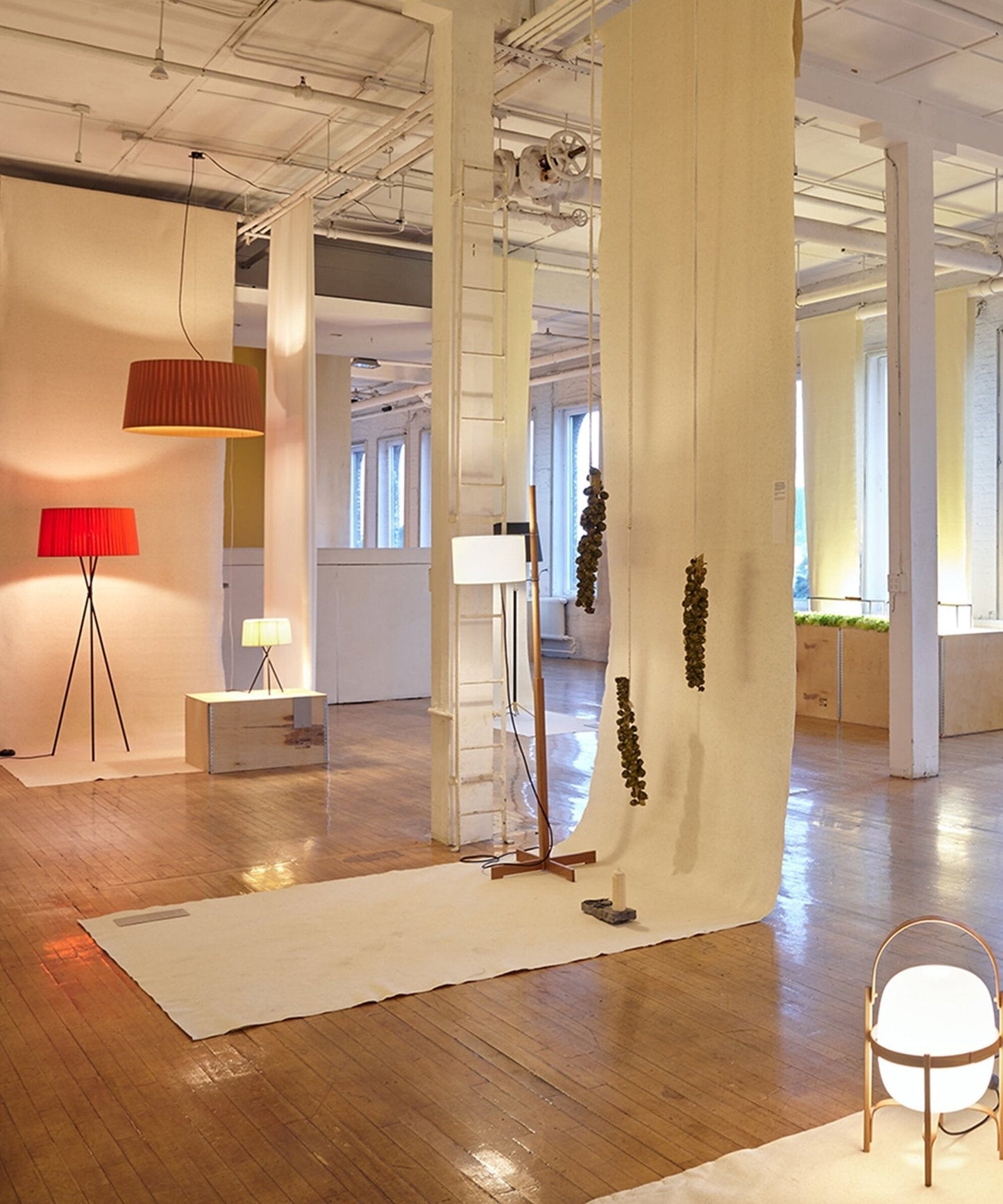 Wood Tmm Floor Lamp