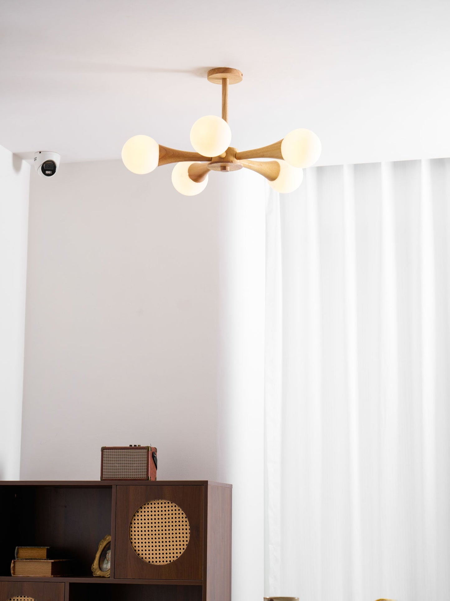 Wooden Nera Chandelier