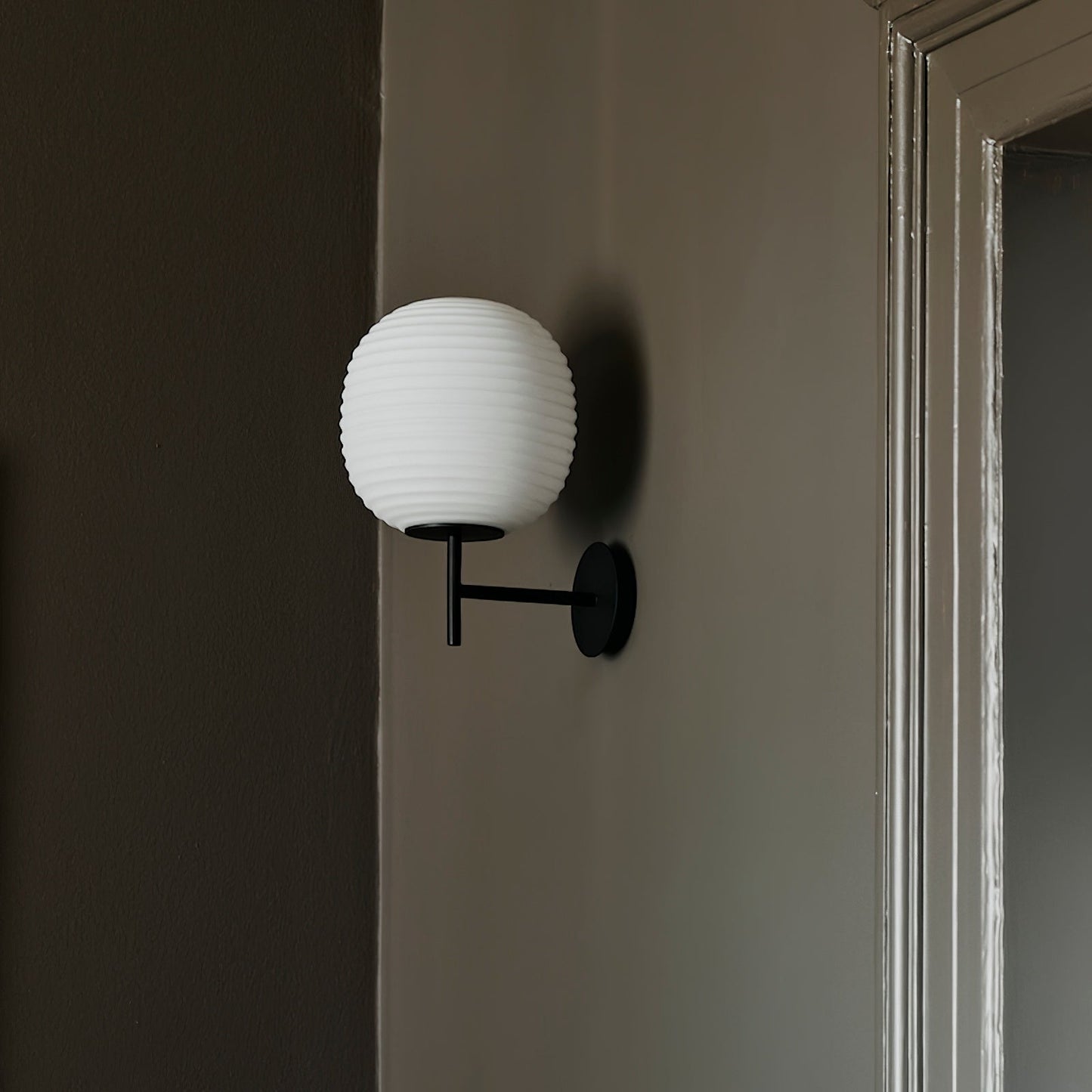 Lantern Wall Lamp