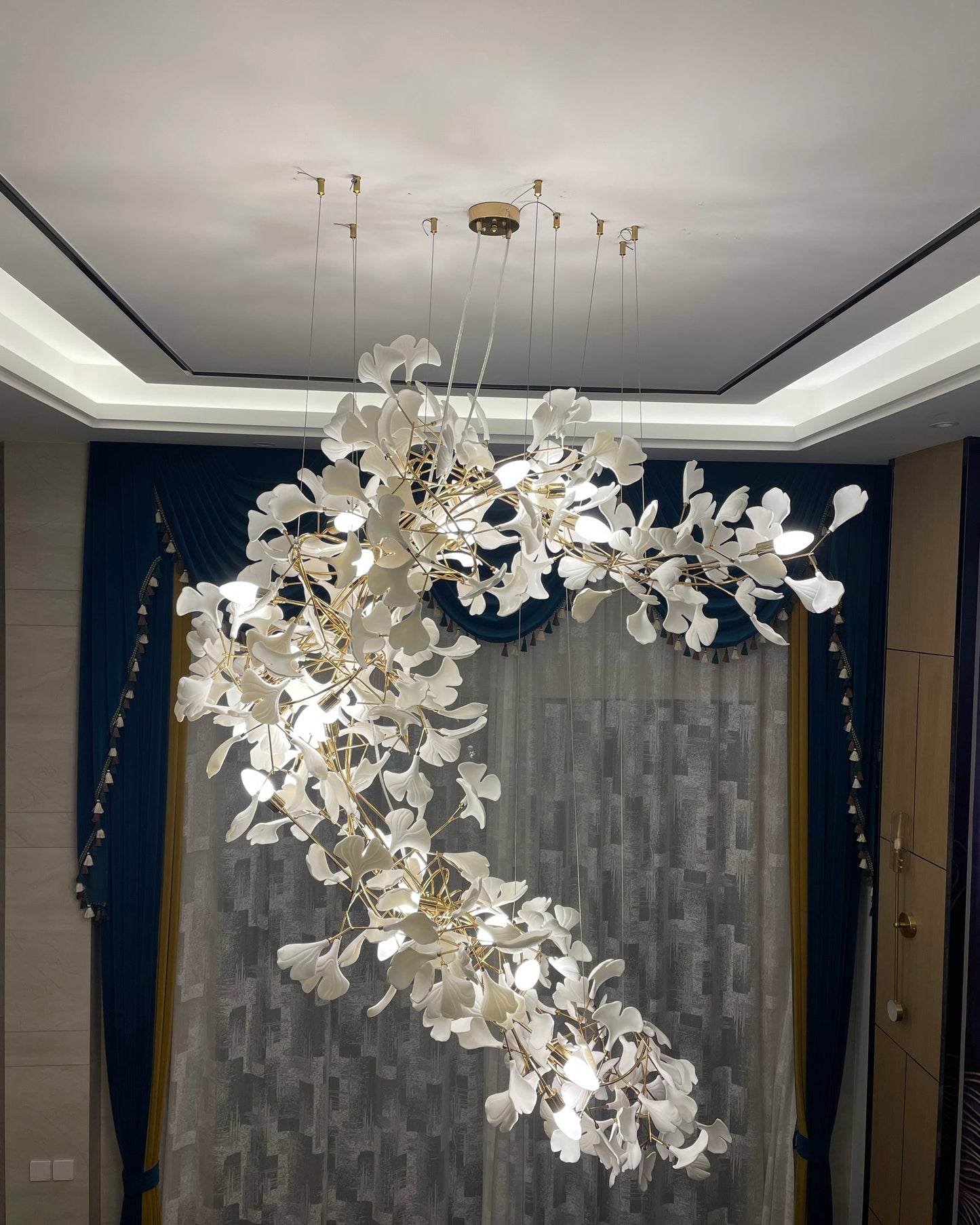 Gingko Chandelier A