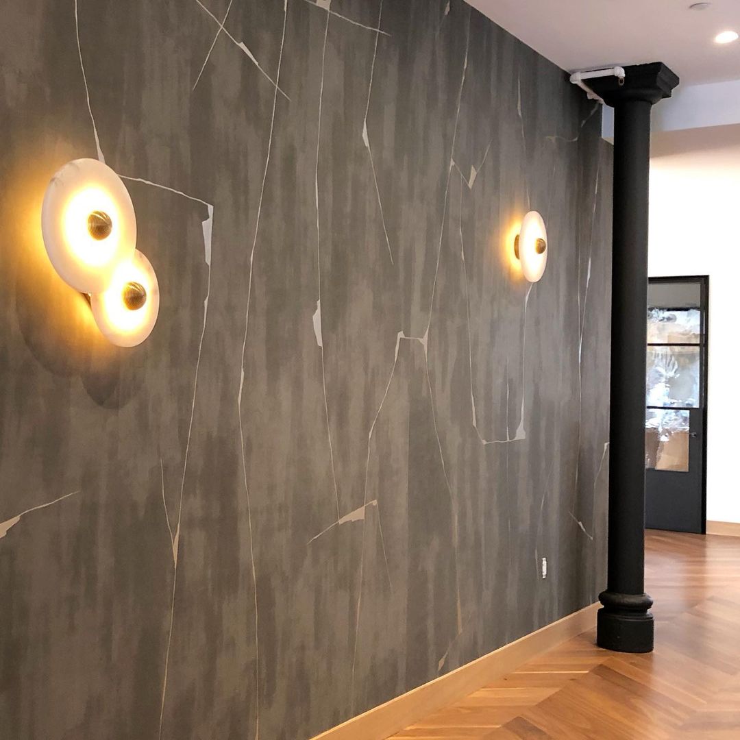 Alabaster Planes Wall Lamp