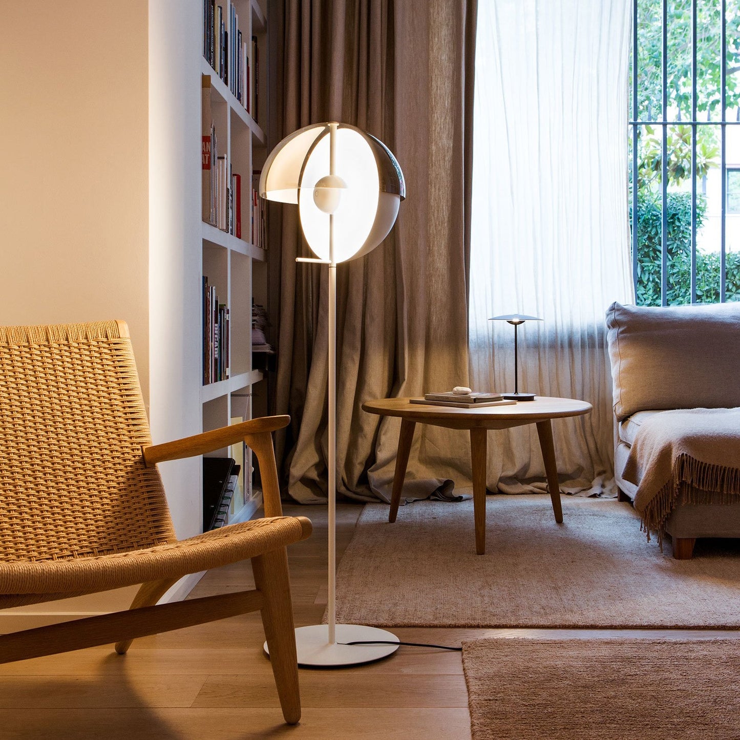 Theia Floor Lamp