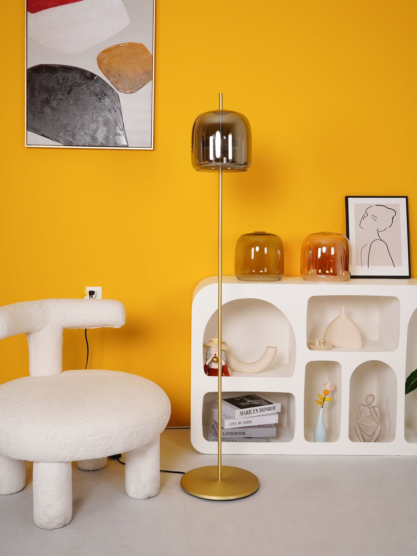 مصباح أرضي من نوع جوجوبا 