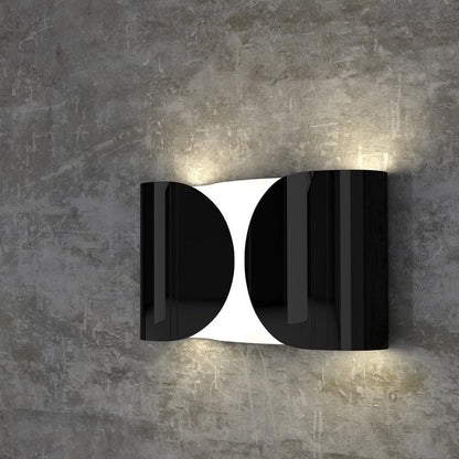 Foglio Wall Lamp