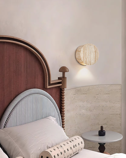 Lytheris Wall Light