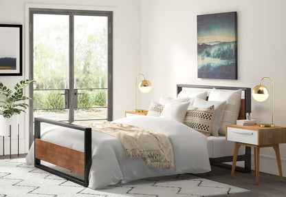 مصباح طاولة من خشب الأرز والطحالب 