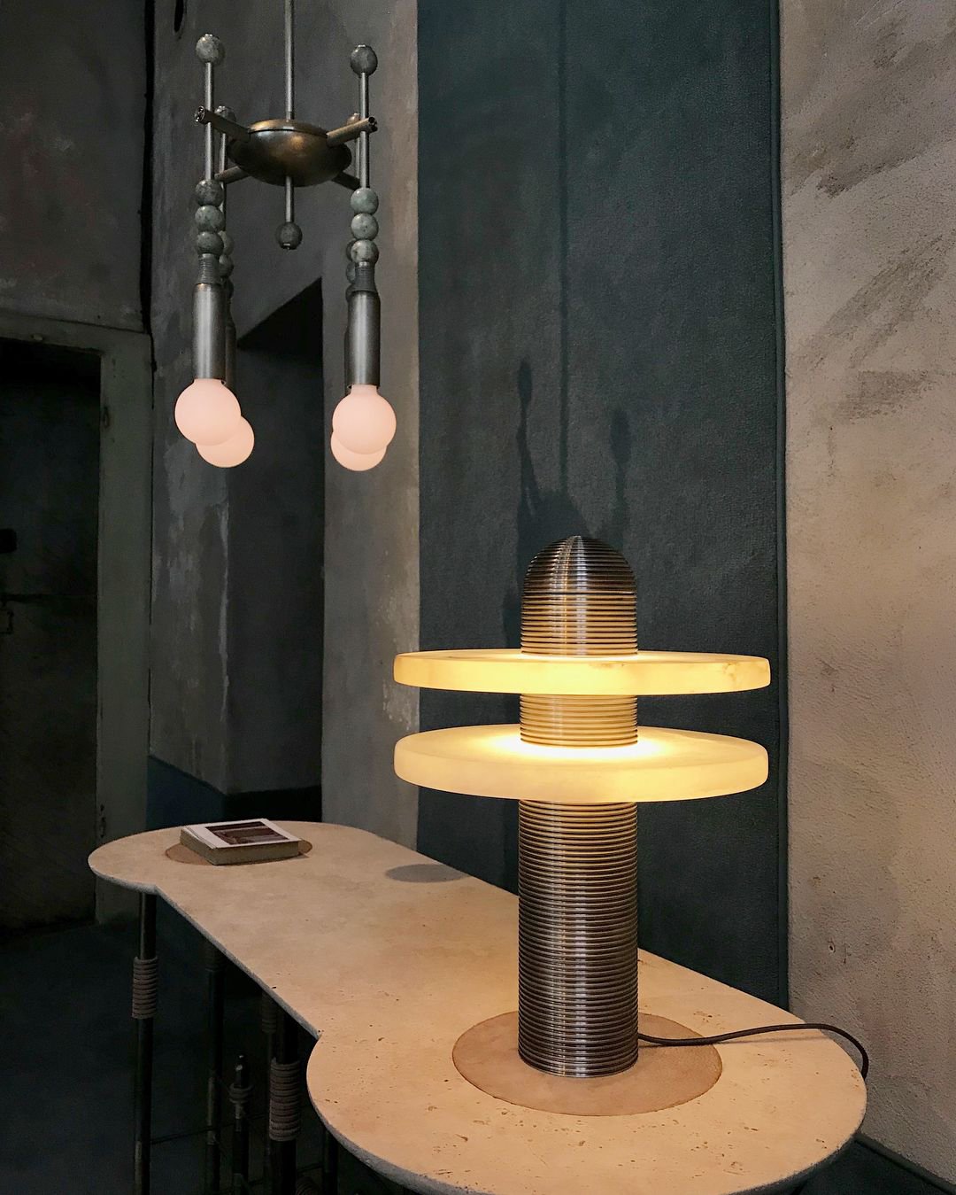 Alabaster Planes Table Lamp