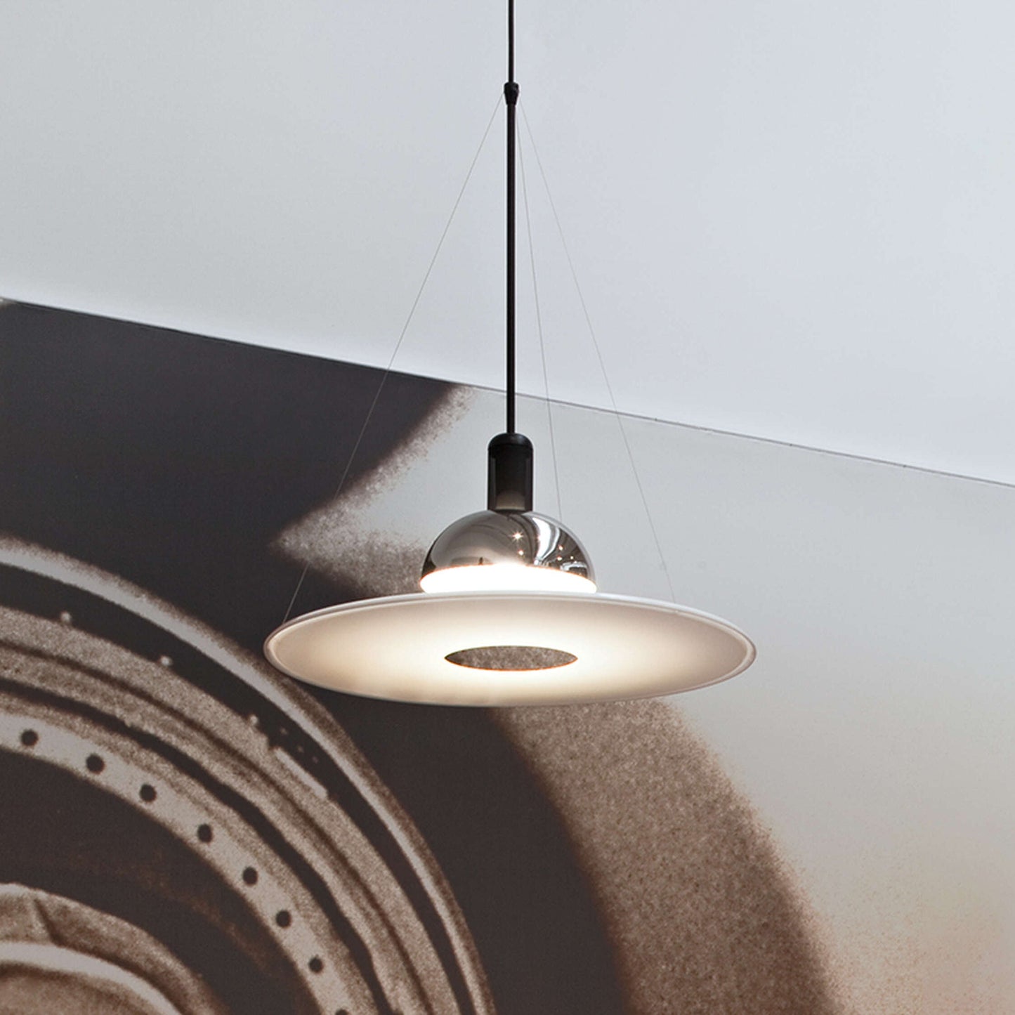 Flying Saucer Pendant Light