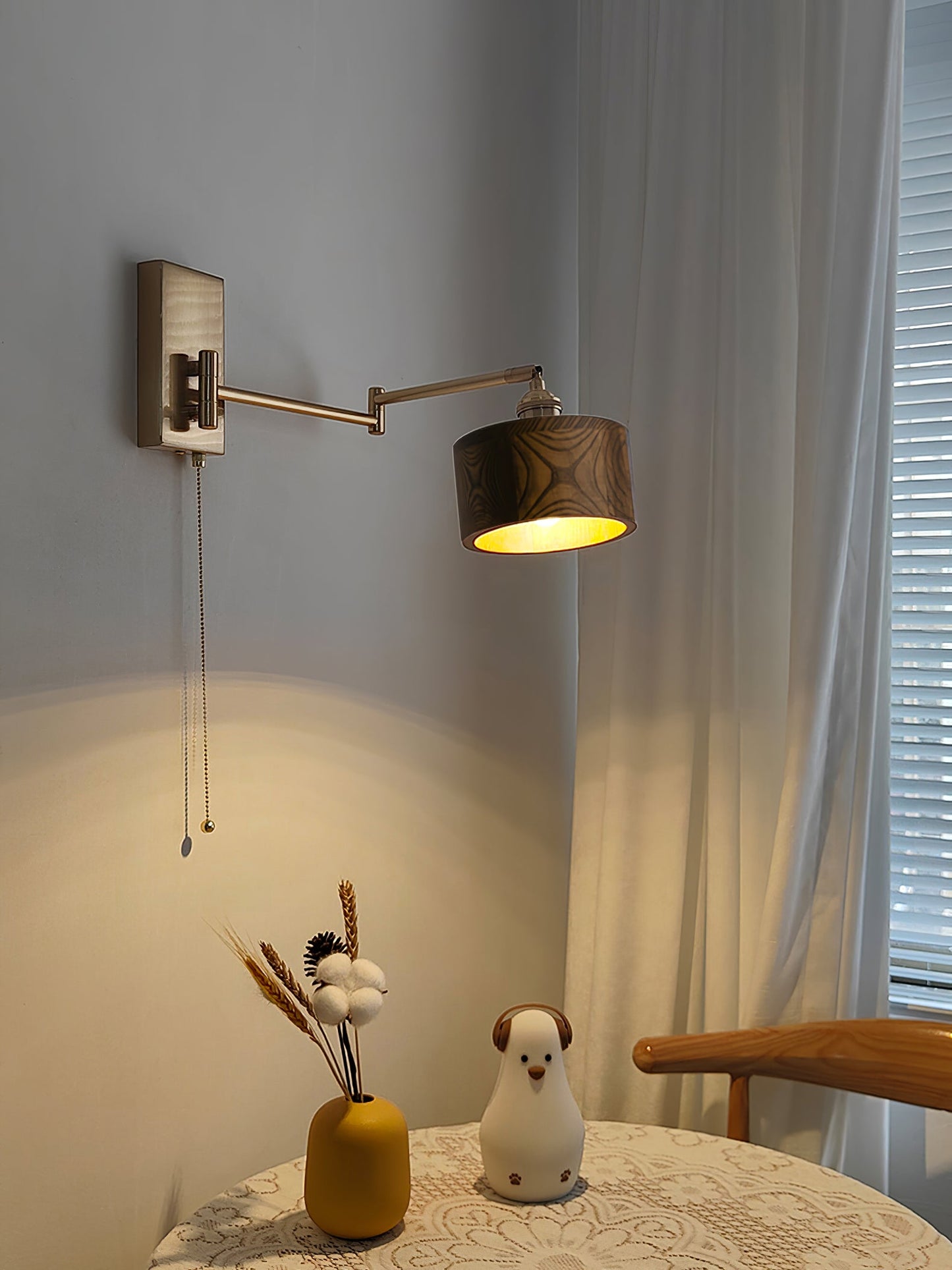 مصباح حائط آفا 