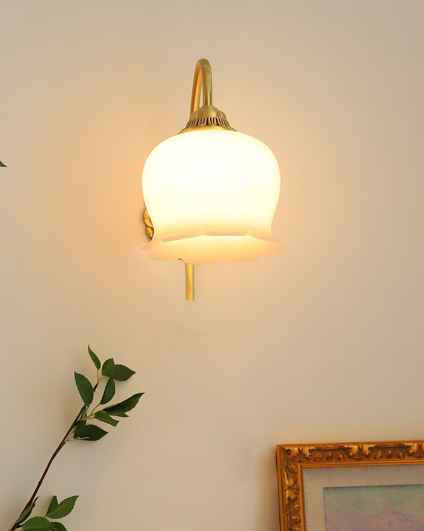 Valley Flower Wall Lamp