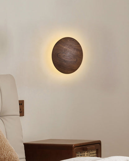 Claudo Wall Lamp