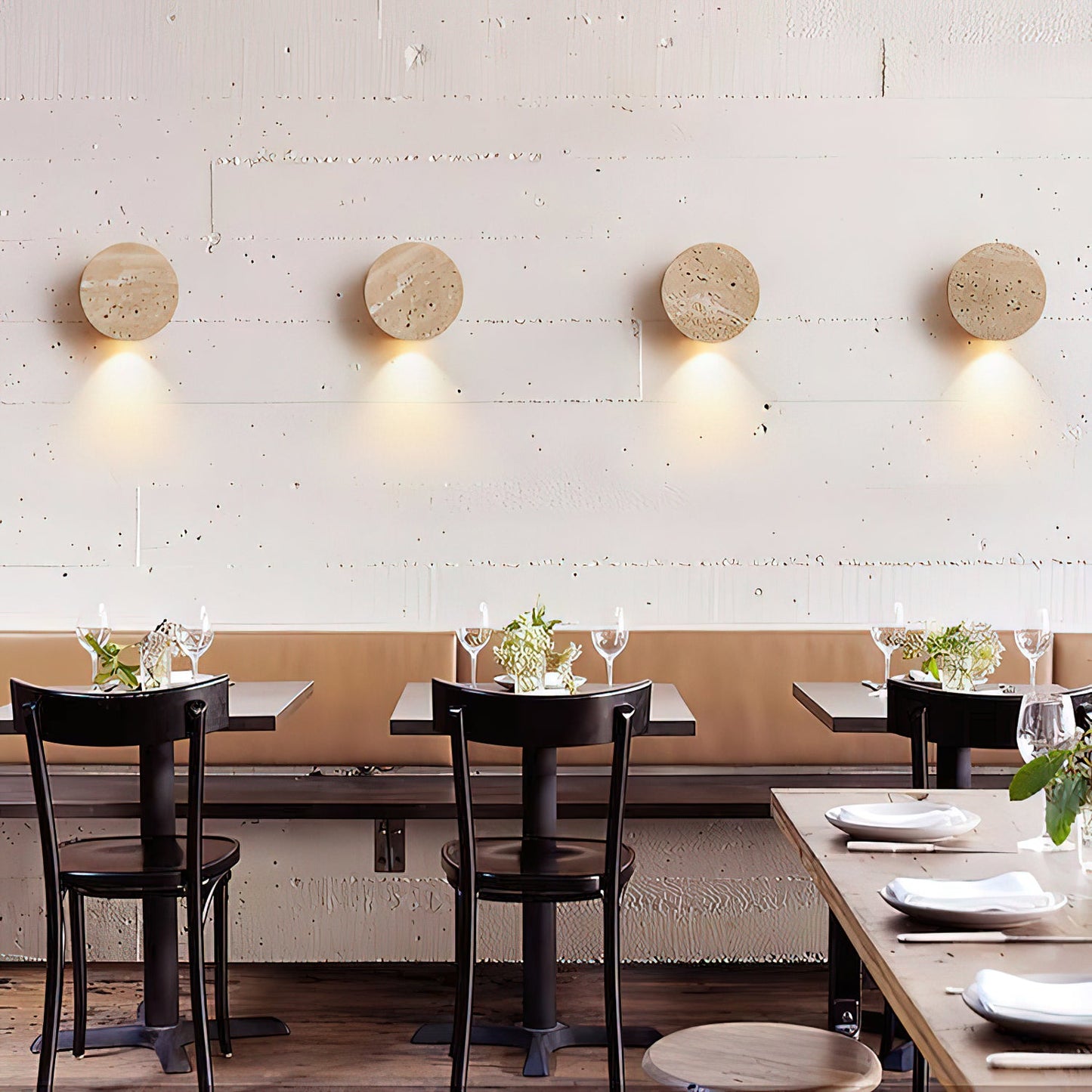 Lytheris Wall Light