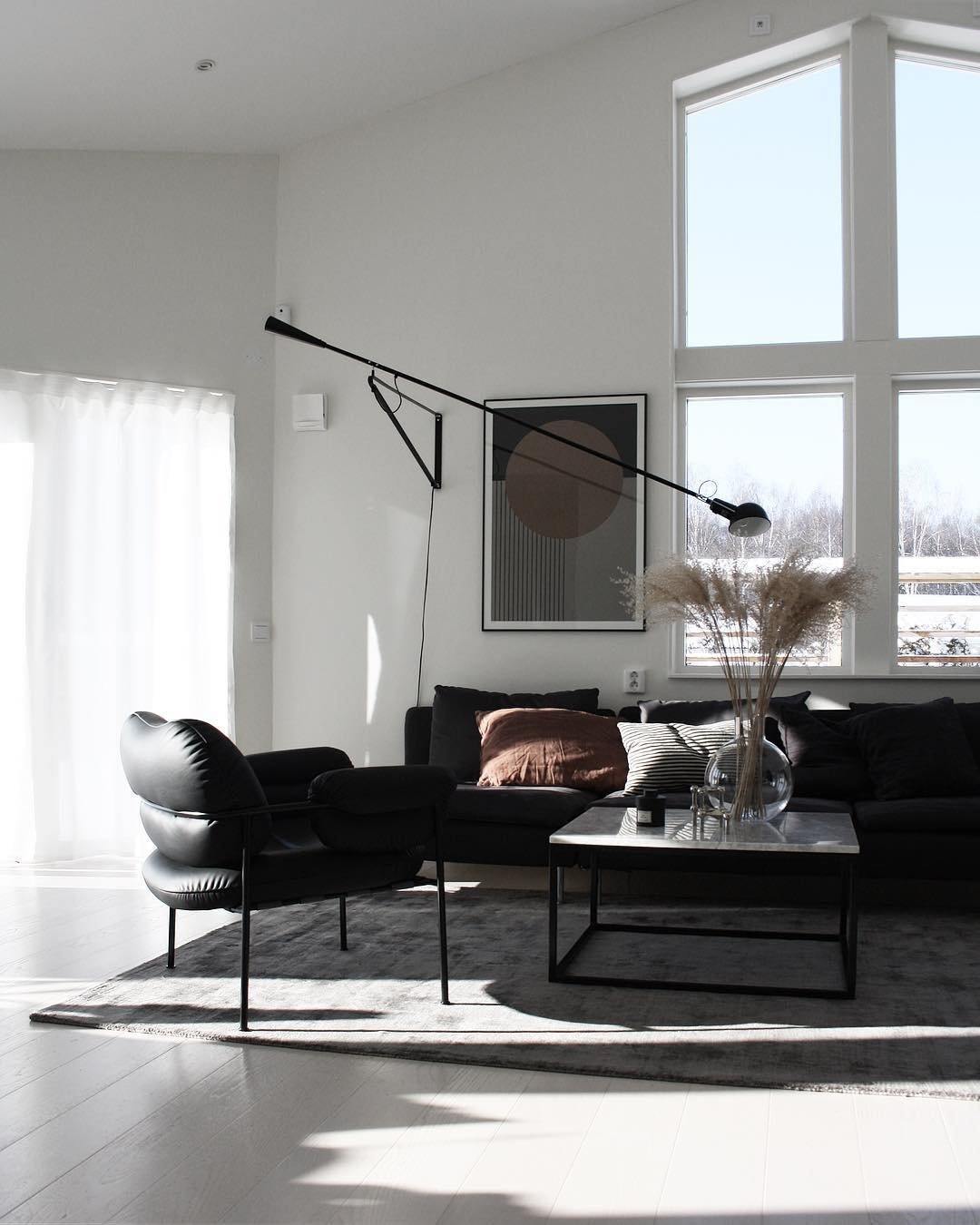 Model 265 wall light