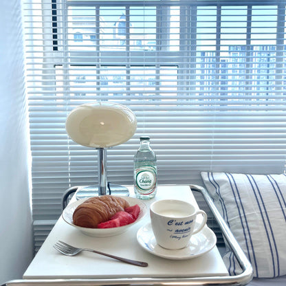 مصباح طاولة Am1n