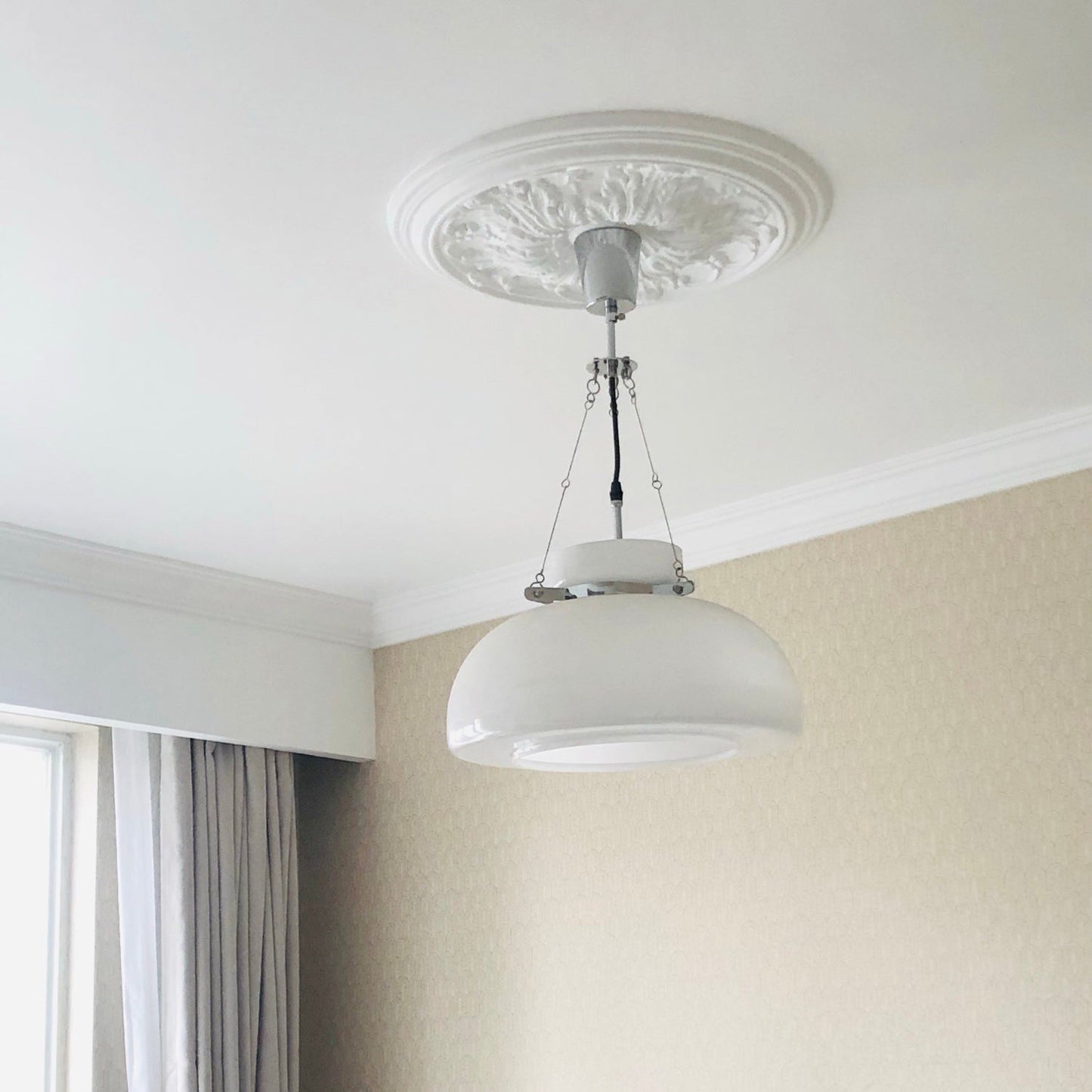 White Glass Pendant Lamp