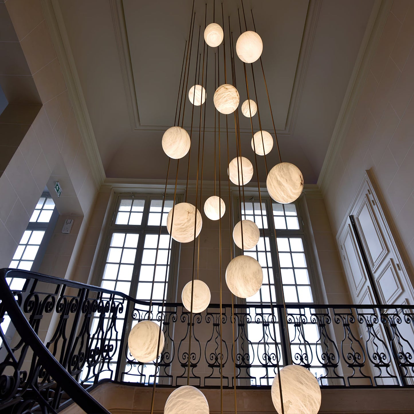 Alabaster Ball suspension lamp
