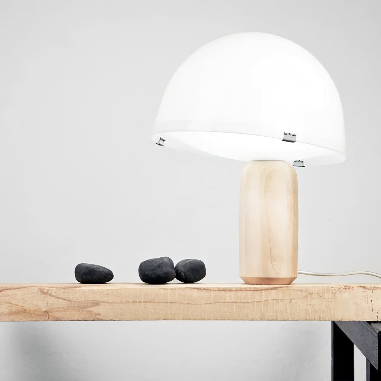 Kokeshi Table lamp