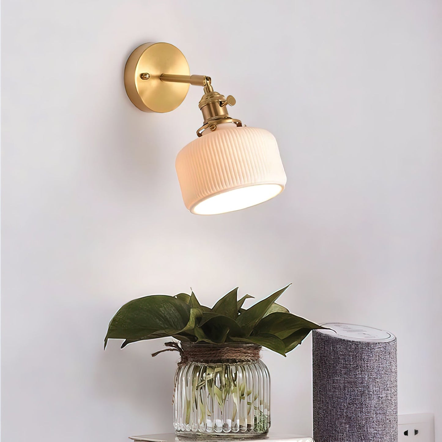 مصباح حائط سيلين 