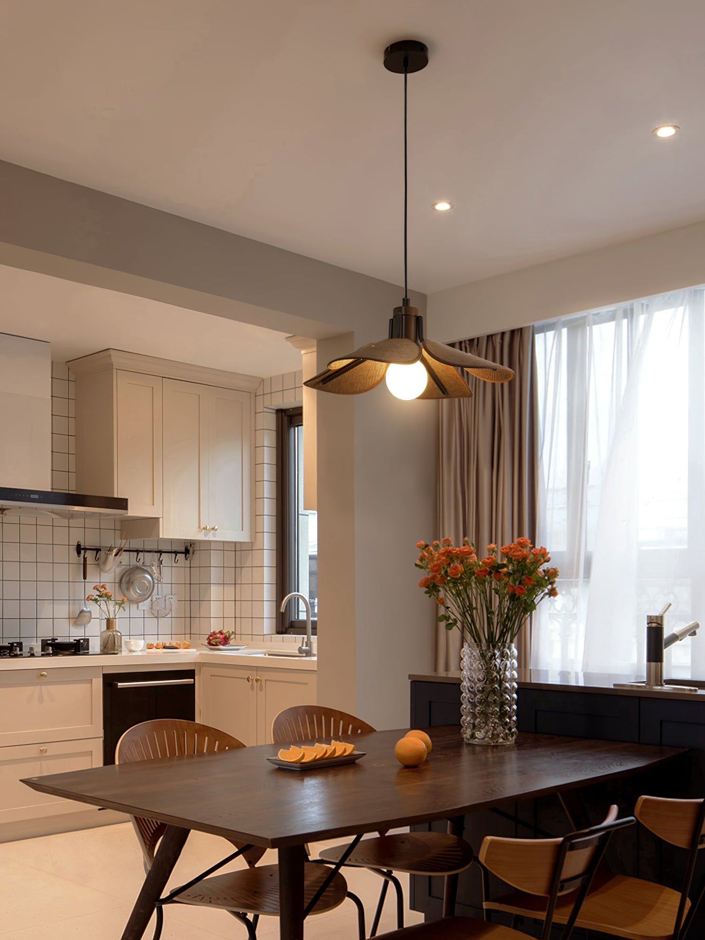 مصباح دلفينا المعلق 