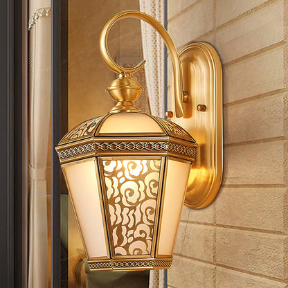 Montrose Wall Light