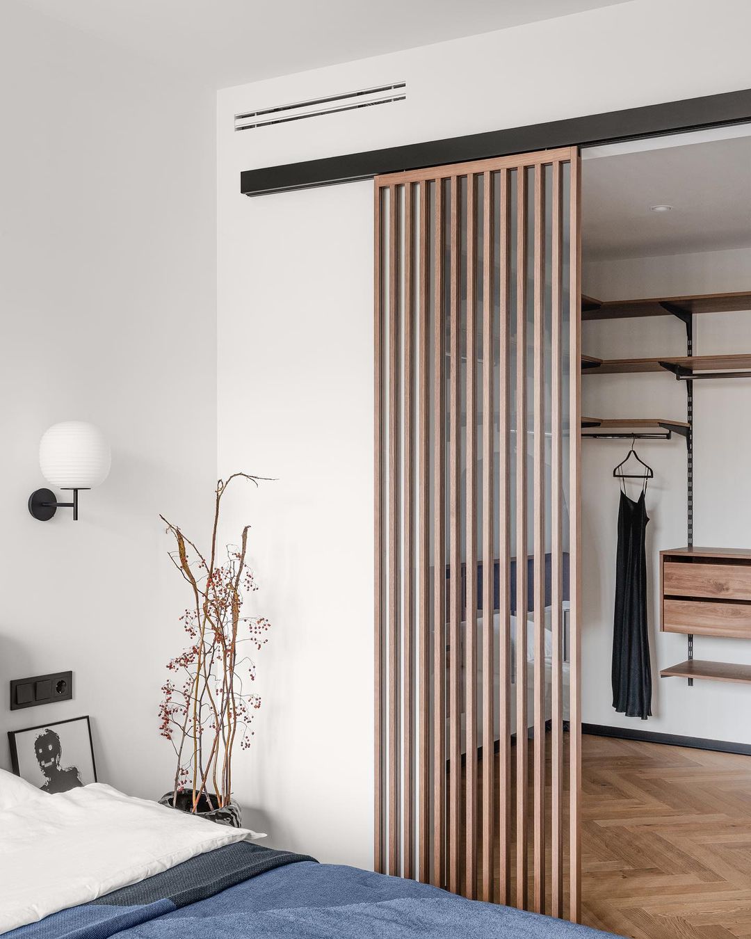 Lantern Wall Lamp